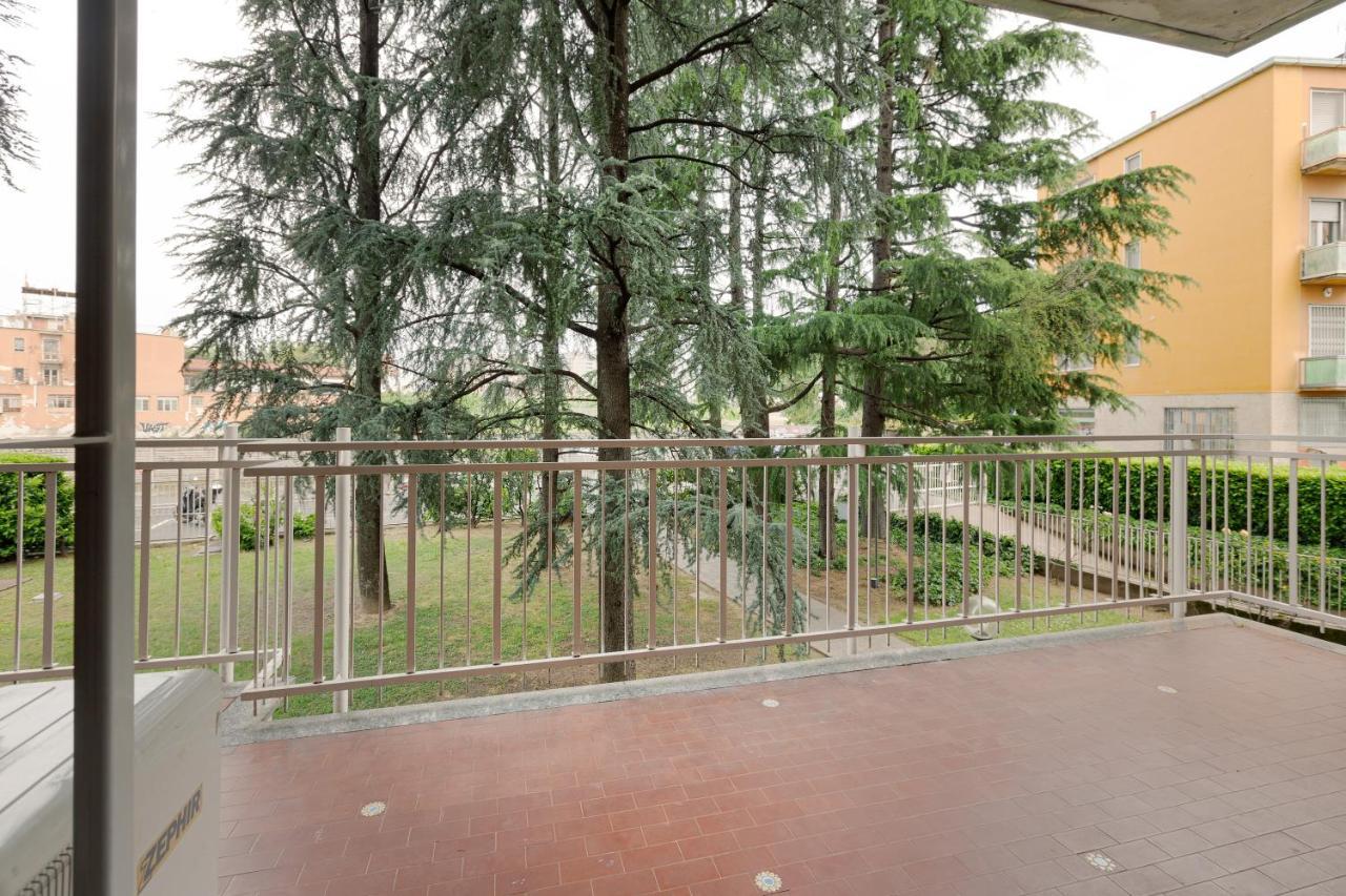 Appartement Con Terrazzo A Milano- Greco Pirelli!